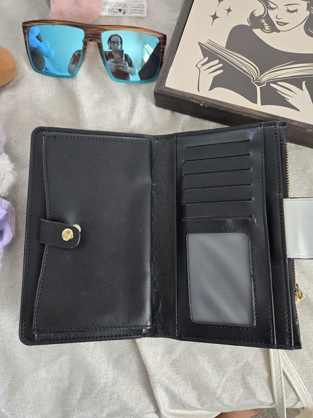 Bundle - Picture 4 of 4